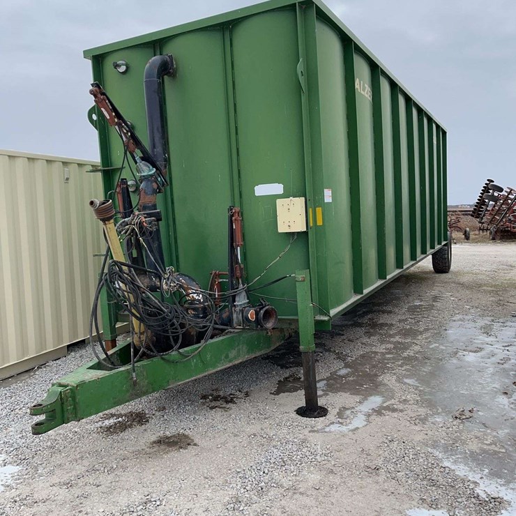 Balzer Frac Tank, 21,000 gallons, Computer Hydraulic Control Box, 1 Owner, always washed, good shape