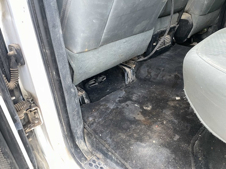 2016-ram-2500-tradesman-image-83