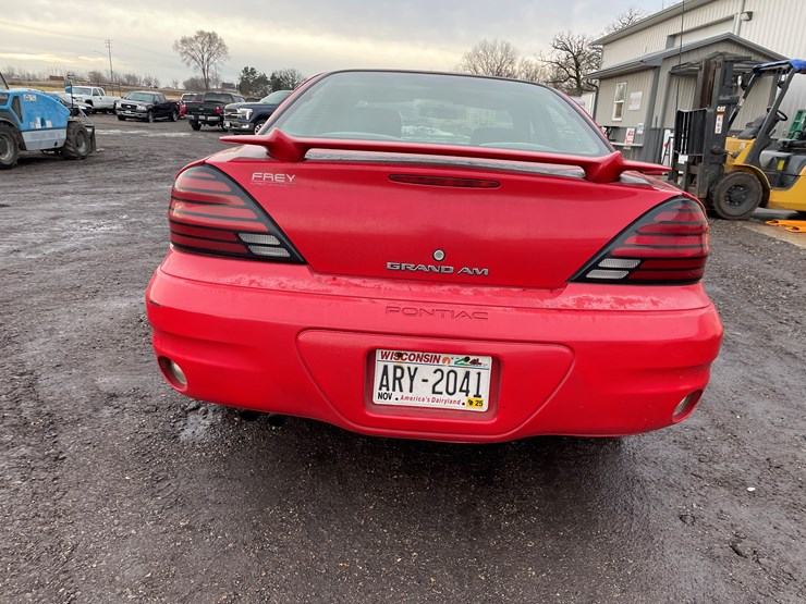 #1005-•-2004-pontiac-grand-am-sedan-(has-wi-title)-image-6