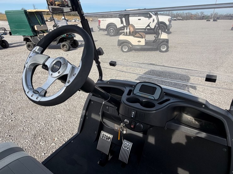 #30692-•-icon-4-passenger-golf-cart-image-12