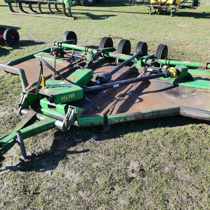 JOHN DEERE 1518