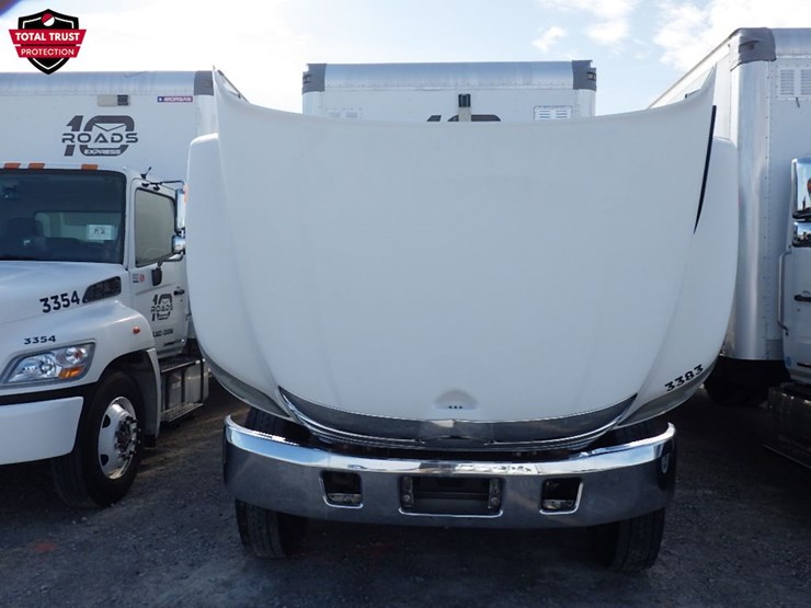 2020-hino-268a-image-15