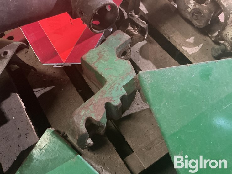 john-deere-10-image-18