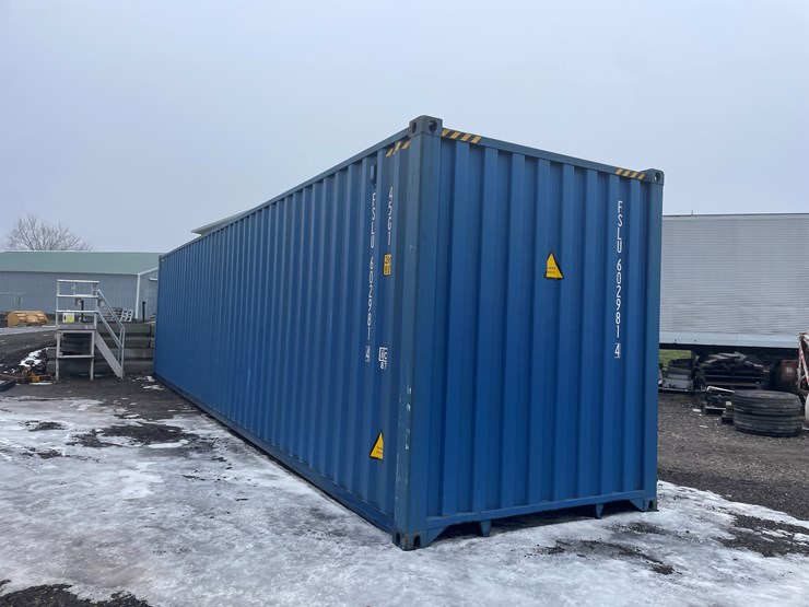 #1101-•-40'-high-cube-shipping-container-image-6