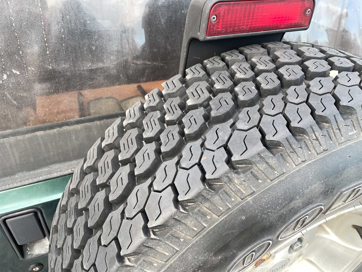 2000-jeep-wrangler-sport-image-13