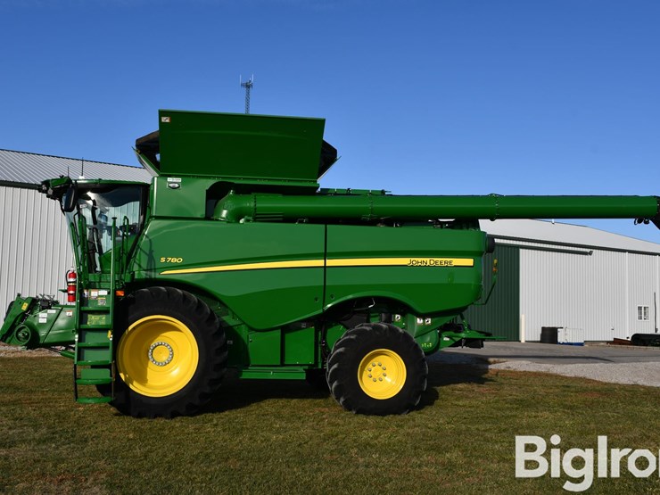 2023-john-deere-s780-image-8