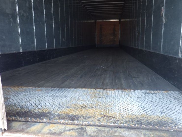 2012-great-dane-van-image-12