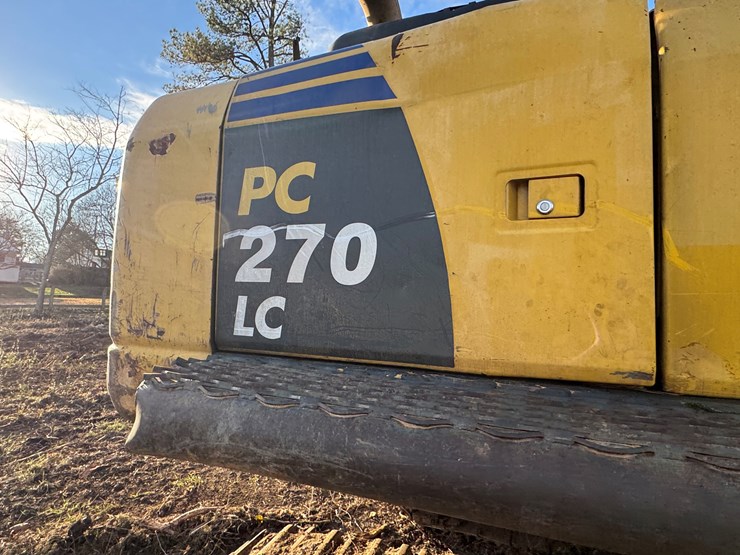 komatsu-pc270-lc-8-image-28