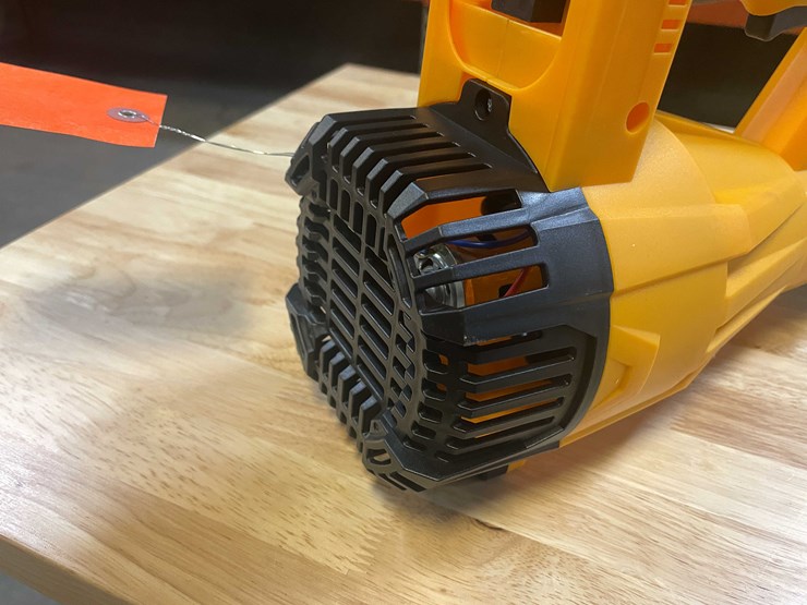 #2032-•-dewalt-style-21v-cordless-leaf-blower-with-(2)-li-ion-batteries-and-charger-(pr12)-image-10