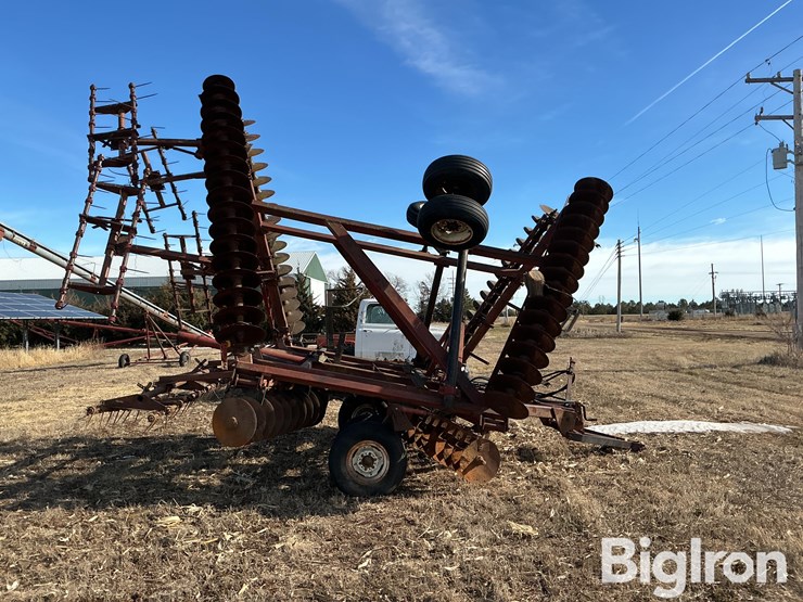 international-490-image-4