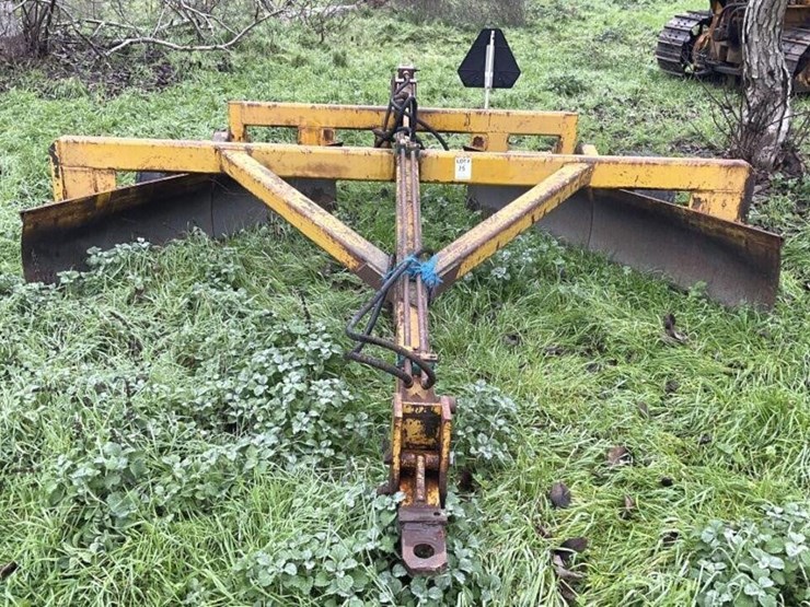 (offsite)-dixon-y-machine-pull-ditch-closer-image-1