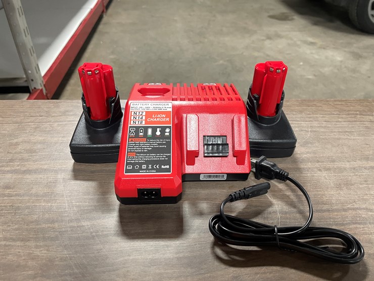 #2067-•-milwaukee-compatible-12v-batteries,-comes-with-(2)-batteries-(cw)-image-1