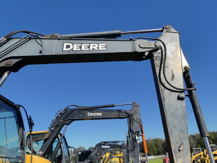 2013-deere-75g-image-7