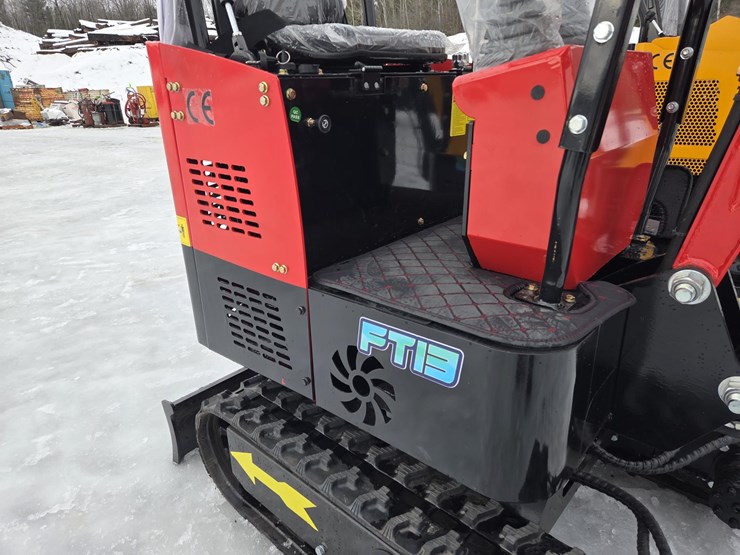 #2191-•-unused-future-ft13-mini-excavator-image-16