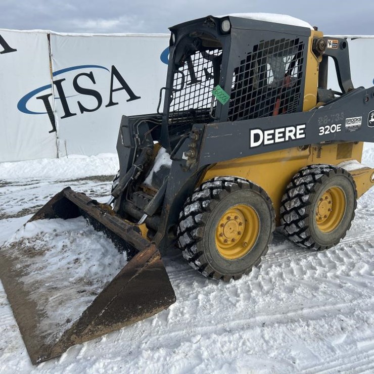 DEERE 320E