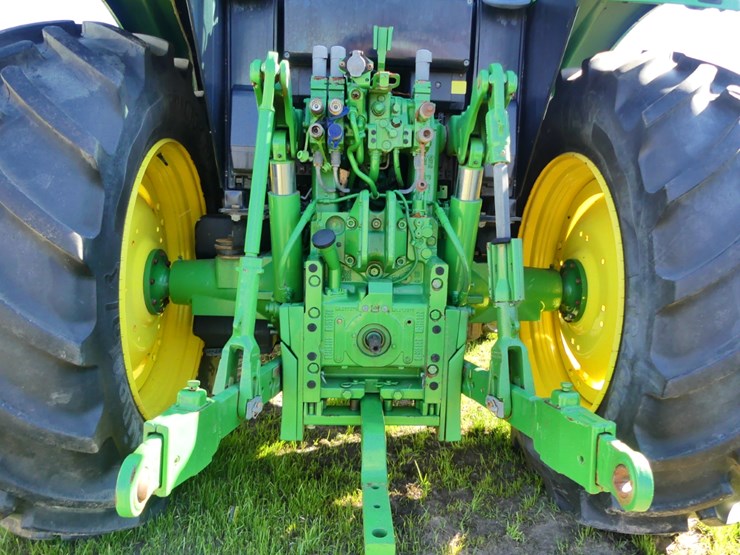 2020-john-deere-6120m-image-5