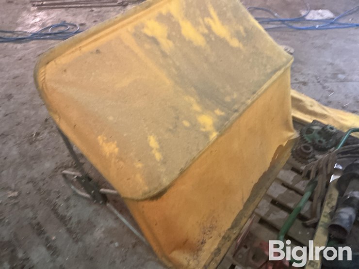 john-deere-10-image-13