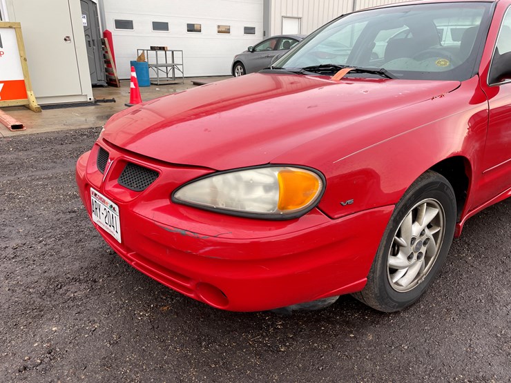 #1005-•-2004-pontiac-grand-am-sedan-(has-wi-title)-image-11