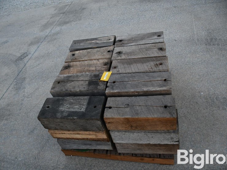 pallet-of-wood-blocks-image-8