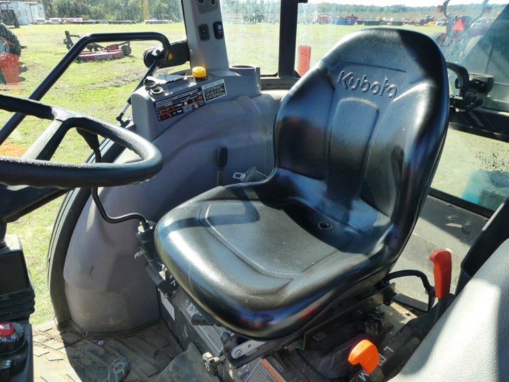 2022-kubota-mx5400-image-12