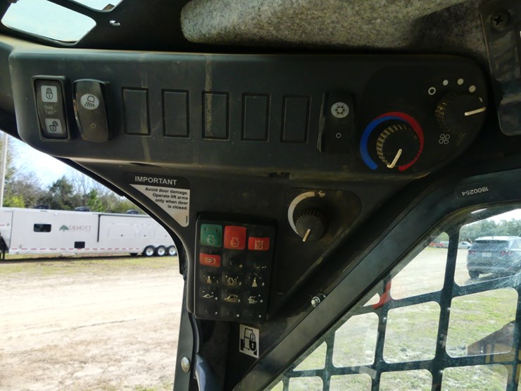 2023-deere-325g-image-16