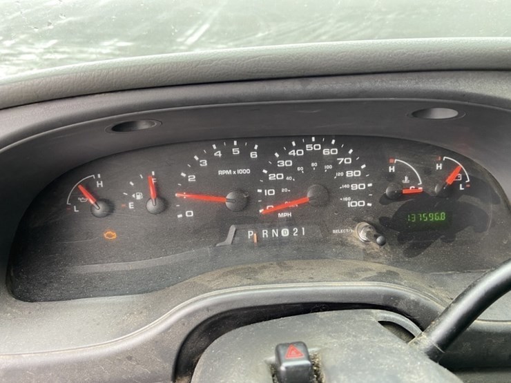 2004-ford-e350-sd-image-23