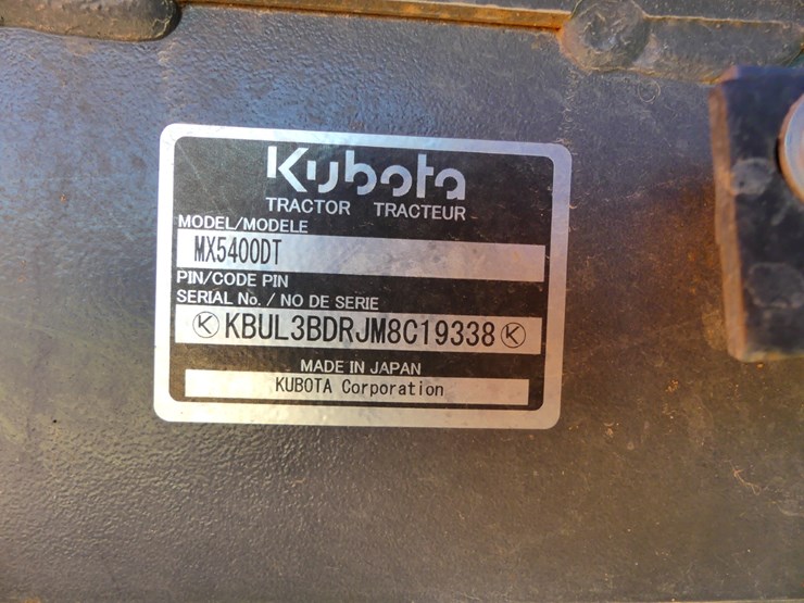 2021-kubota-mx5400-image-15