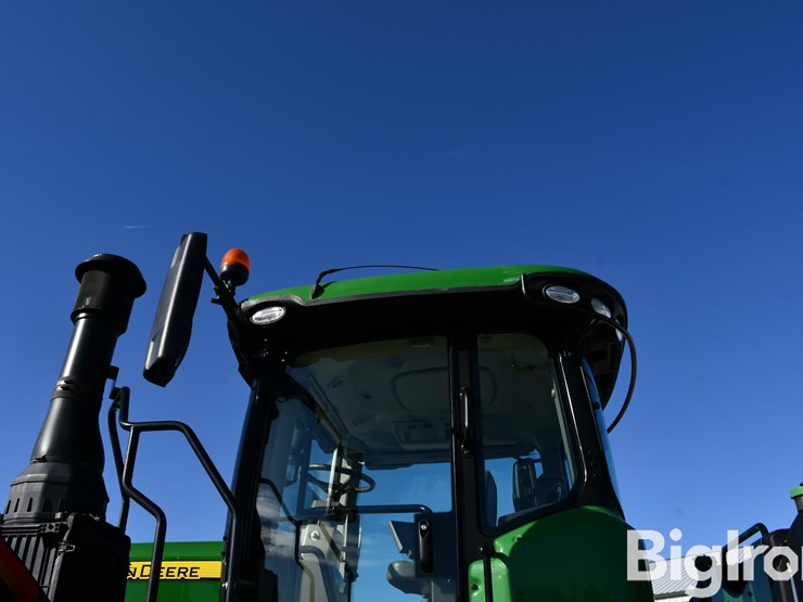 2020-john-deere-9570r-image-15