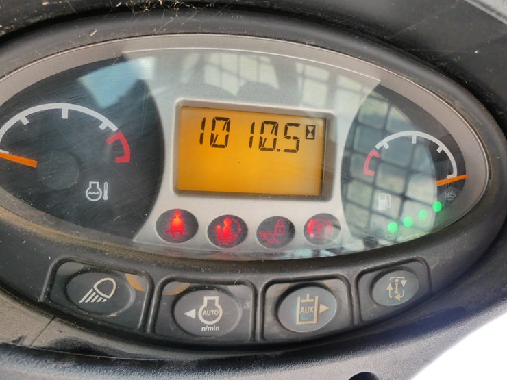 2021-bobcat-t770-image-17