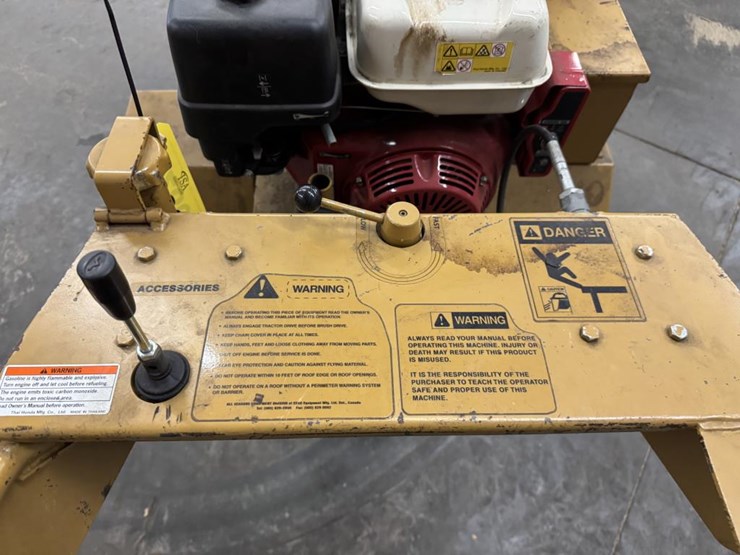 #3280-•-ase-hydraulic-tractor-with-roof-remover-attachment-image-12