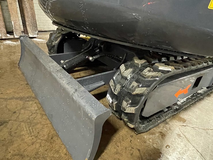 #2003-•-2025-unused-me18-mini-excavator-(o9)-image-5