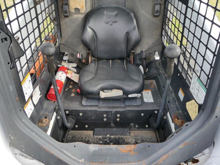 2014-bobcat-t650-image-12