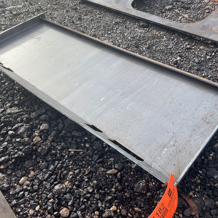 #1182 • Unused, Skidsteer Weldable Quick Attach Plate