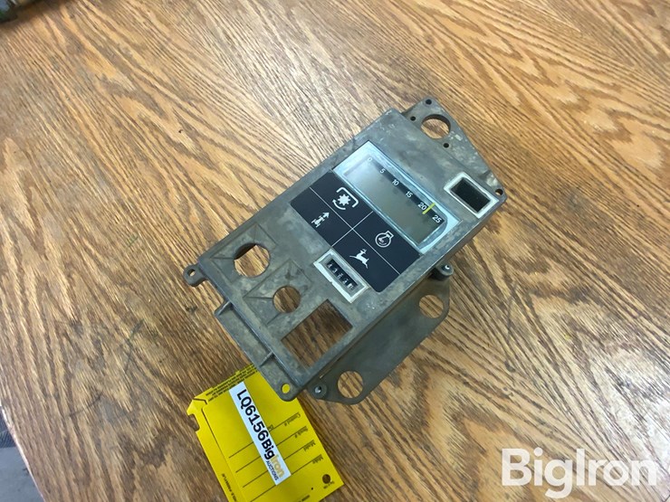 john-deere-tachometer-image-1