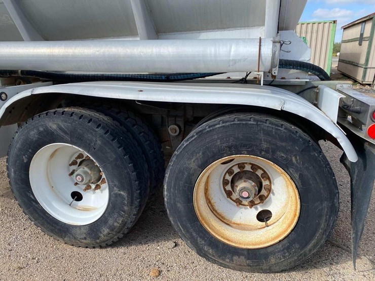 2002-polar-tank-image-5