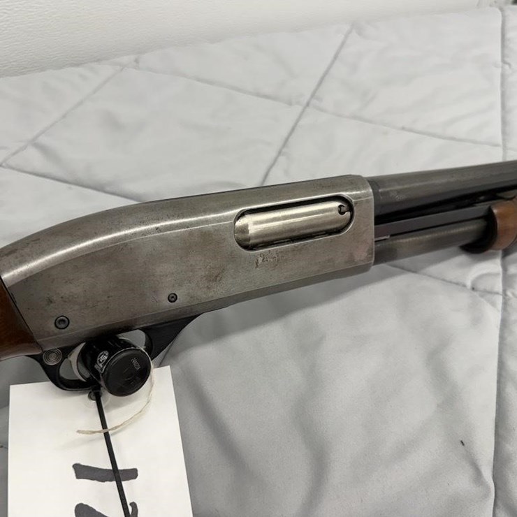 Remington Wingmaster 870 16 Gauge Shotgun