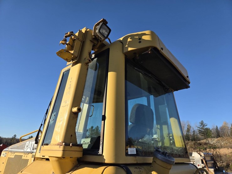 2007-caterpillar-d5n-lgp-image-44