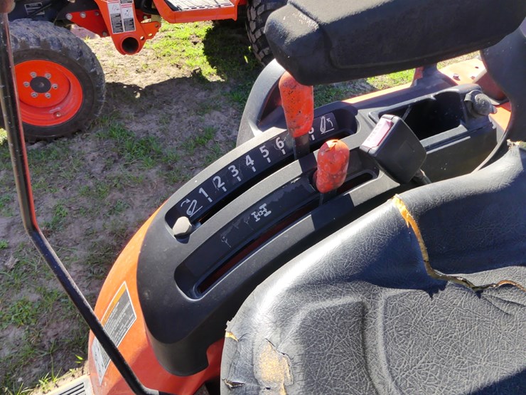 kubota-b2301-image-11