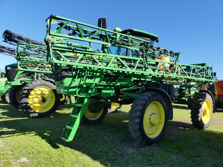 2022-john-deere-r4023-image-1