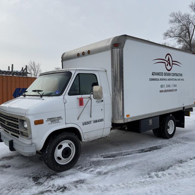 #2225 • 1996 Chevrolet Box Truck