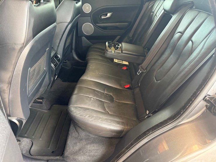 2015-land-rover-range-rover-image-5