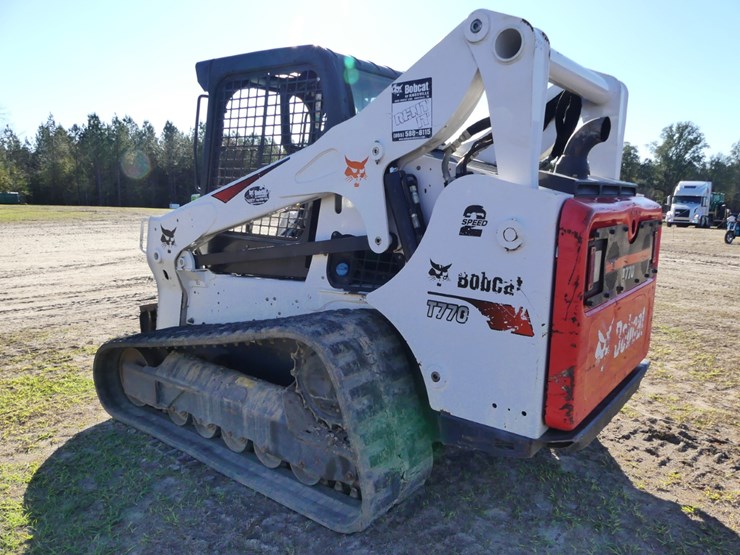 2021-bobcat-t770-image-4