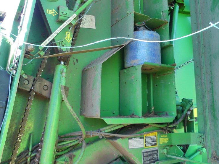 john-deere-568-image-7