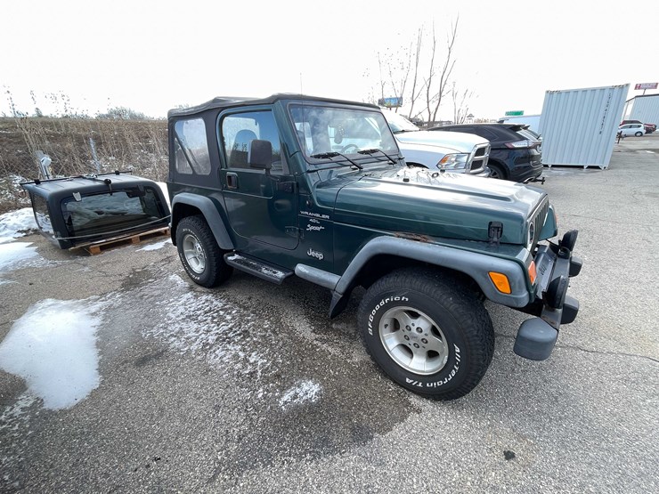 2000-jeep-wrangler-sport-image-4