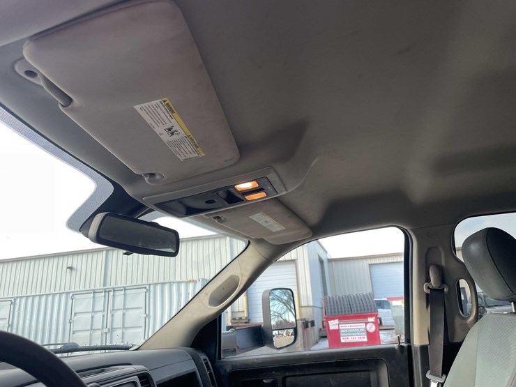 2016-ram-2500-tradesman-image-96