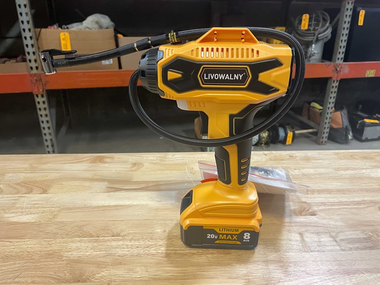 #2035-•-dewalt-compatible-20v-air-compressor-for-airing-up-tires,-etc-(pr12)-image-2