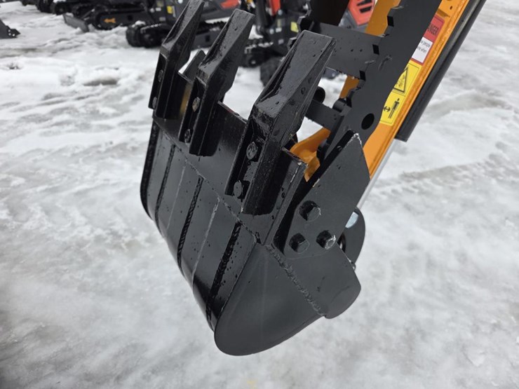 #2192-•-unused-future-ft15-mini-excavator-image-10