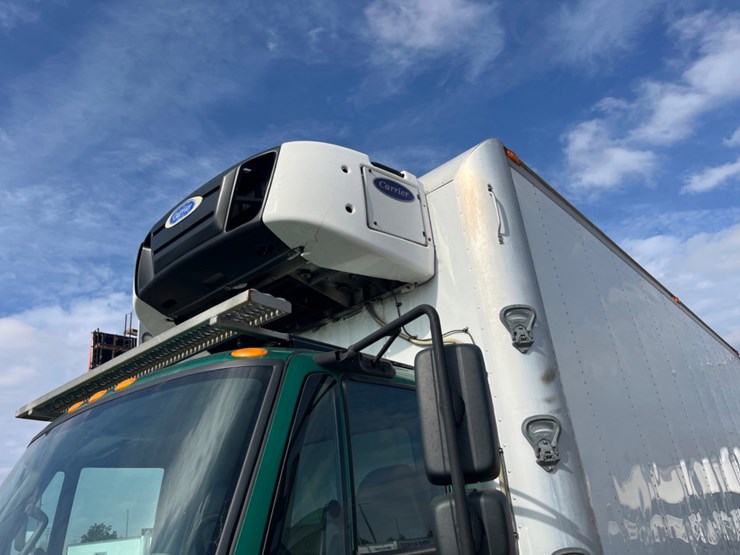 2019-international-durastar-4300-image-15