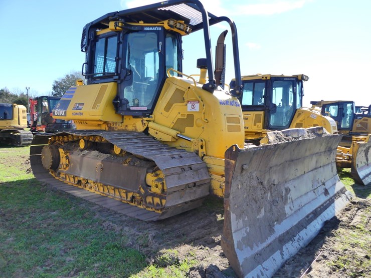 2022-komatsu-d61px-image-2