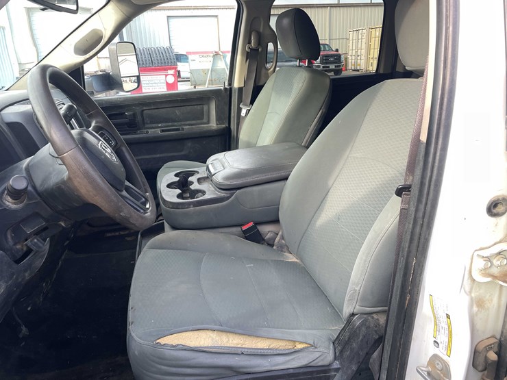 2016-ram-2500-tradesman-image-85